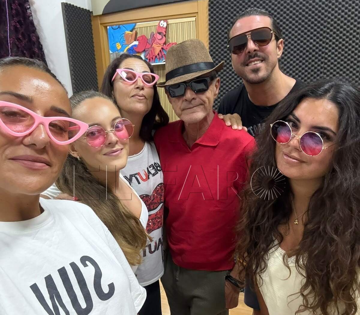 Alejandra Acedo junto al elenco de la adaptación de la obra de Lope de Vega "La discreta enamorada". -Cedida por Acedo-