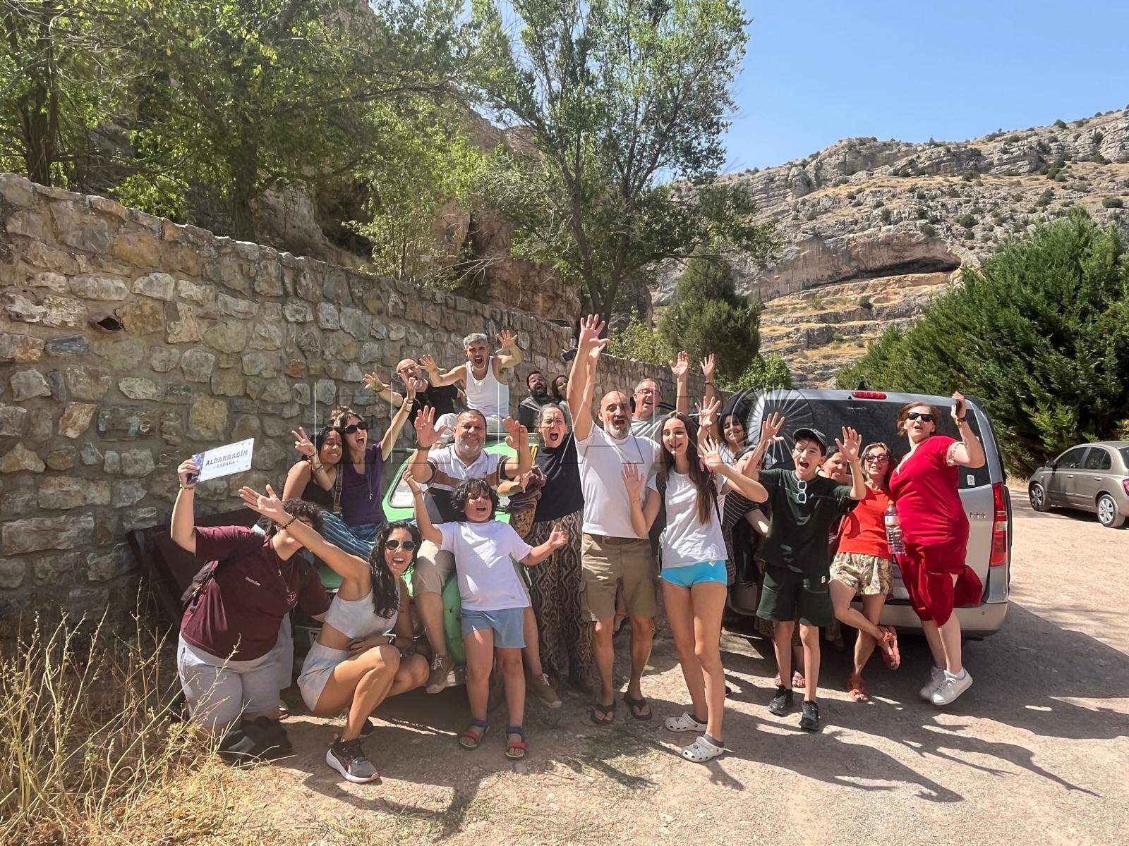 Las familais integrantes en la gira de Camerata melillense 2026. -Cedida por el director-