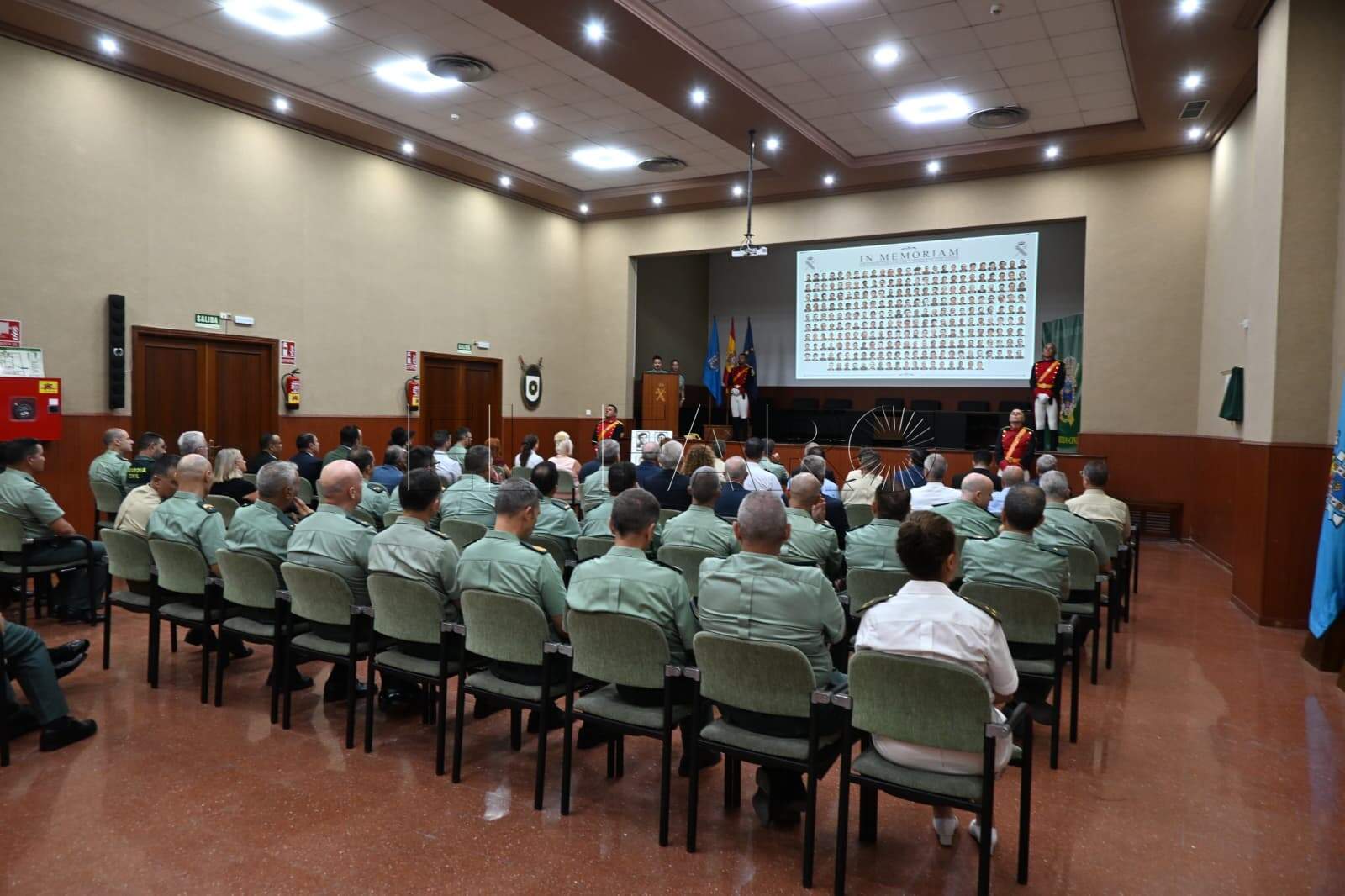 Melilla honra la memoria de las víctimas del terrorismo en un emotivo acto