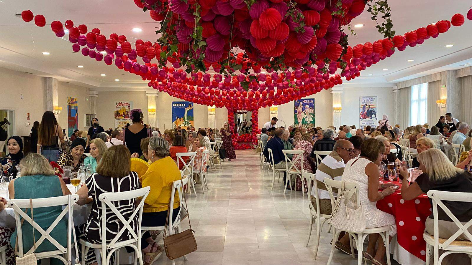 Merienda de mayores en el Hotel Melilla Puerto