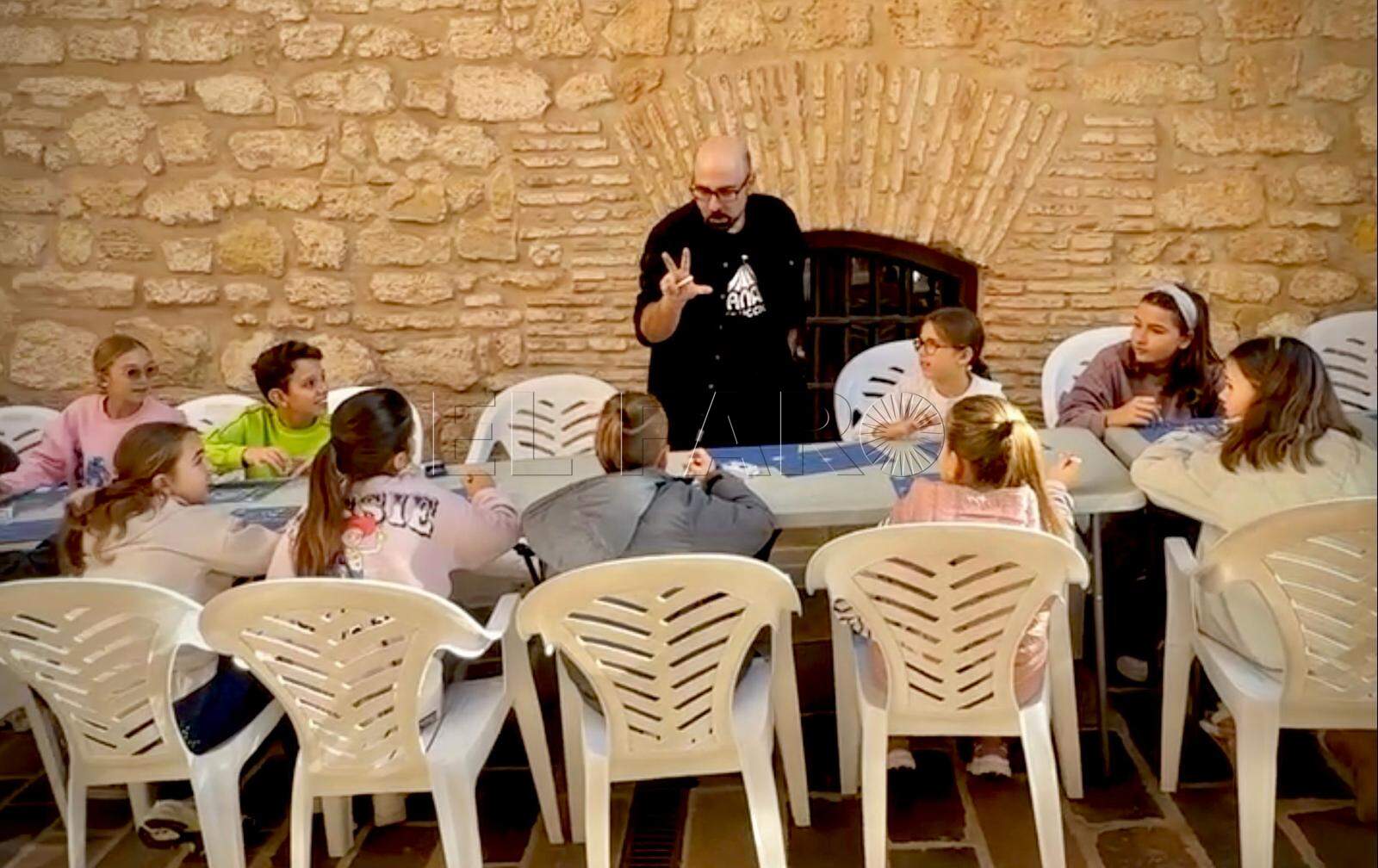 Talleres infantiles preparados por el director de arte y teatro Álvaro Sola (cedida)