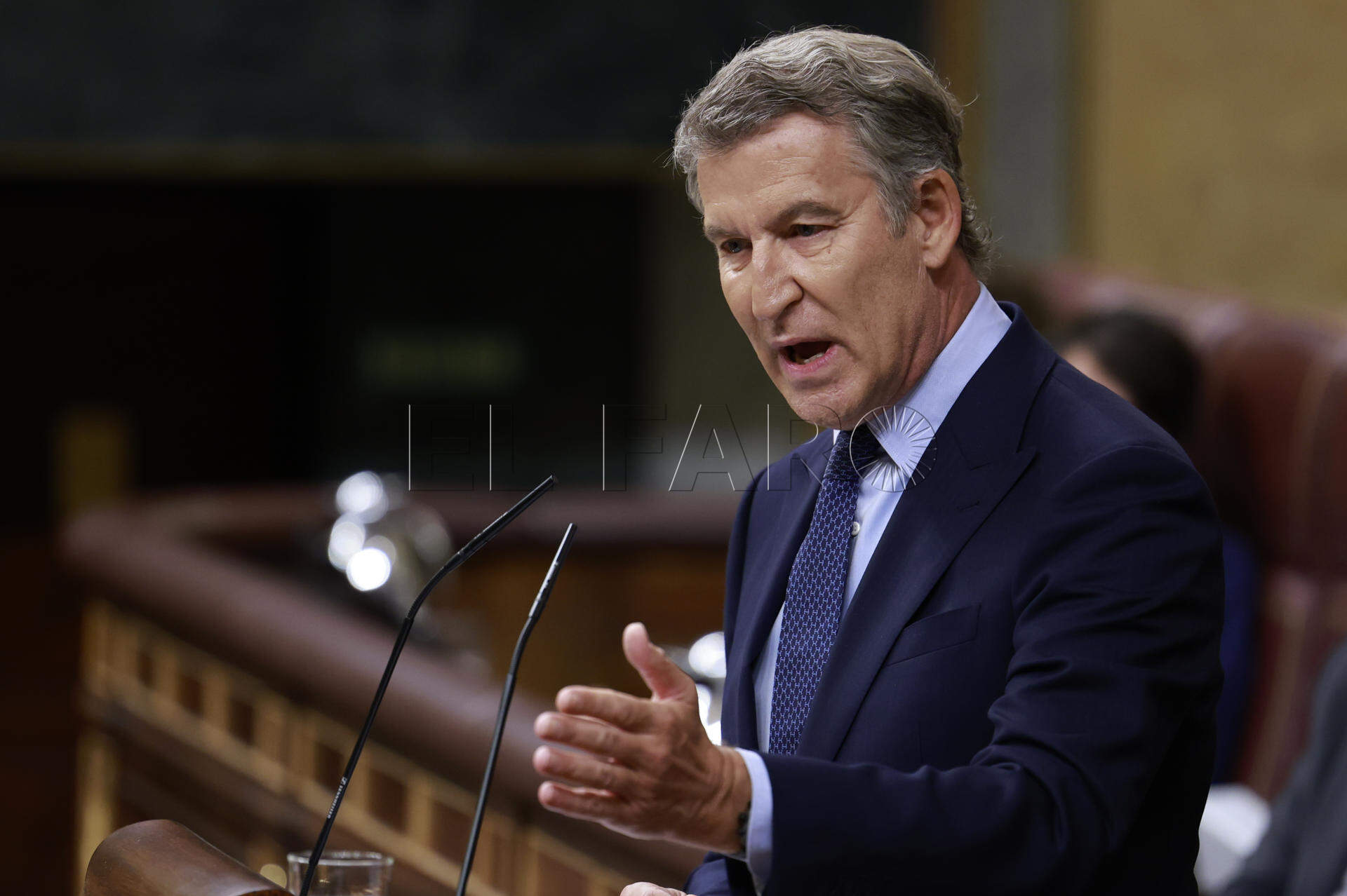 MADRID, 03/09/2026.- El líder del Partido Popular, Alberto Núñez-Feijóo, interviene en el pleno en el que comparece el presidente del Gobierno, Pedro Sánchez, en el Congreso de los Diputados, este jueves, para informar de la gestión de la crisis en Ceuta. EFE/ Chema Moya