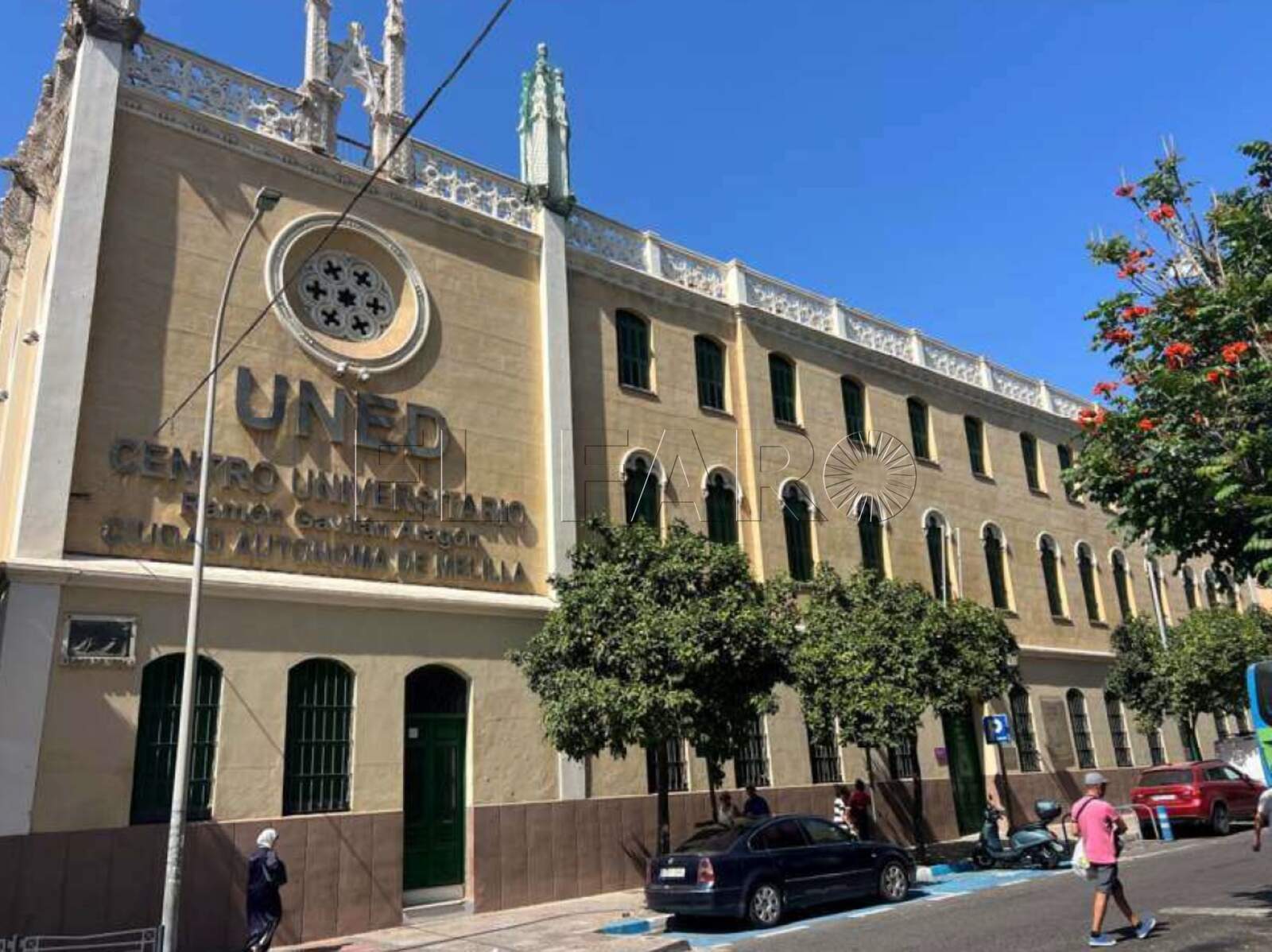 Unas obras frenarán el deterioro de la cubierta del edificio de la UNED