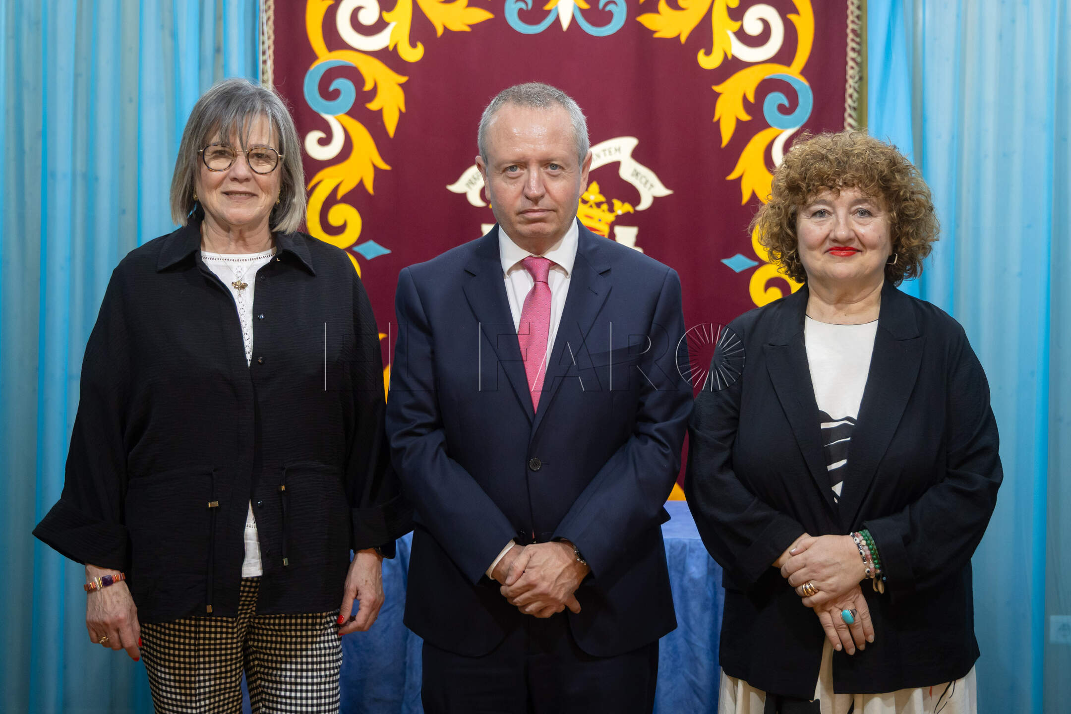 Rosa Gamero agradece a la UNEE el reconocimiento a su trayectoria artística