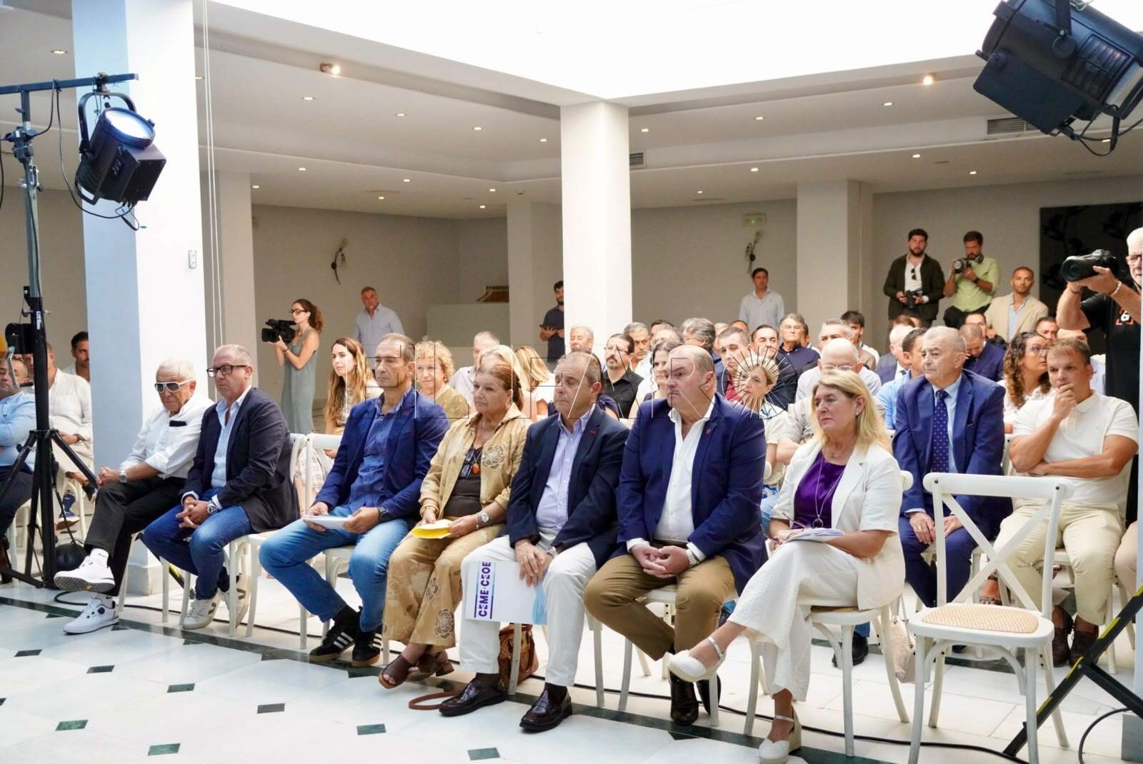 Los empresarios ponen deberes a Feijóo para el futuro de Melilla