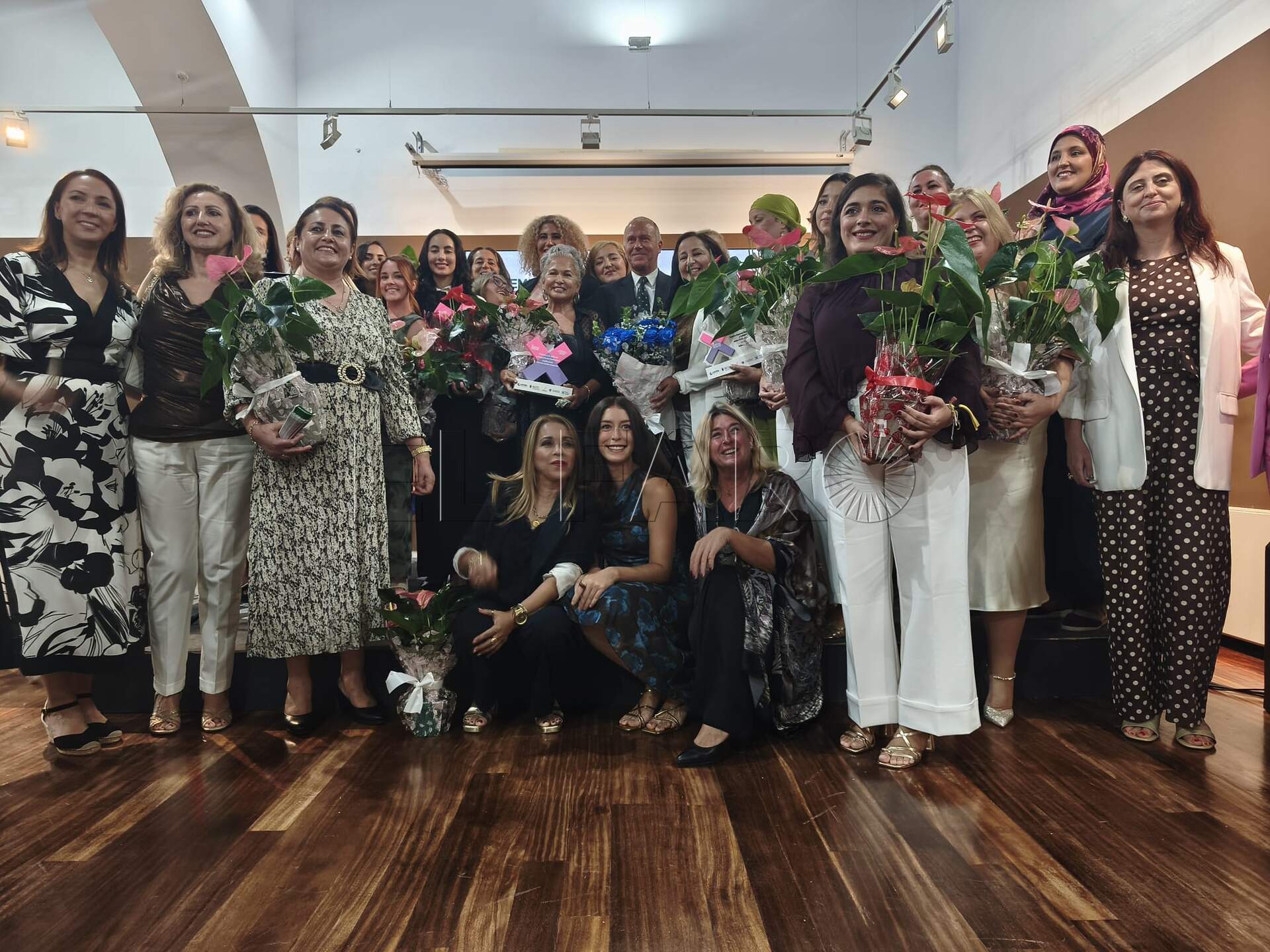 Victoria Gaitán, Lyla Dris, Yasmin Tahriou y Arkia Bunuar, las mujeres que protagonizan los primeros premios de liderazgo femenino de Melilla