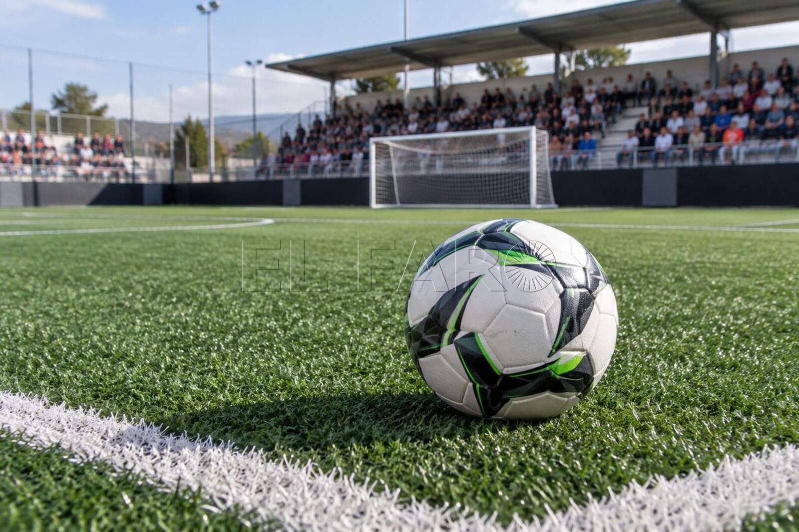 El torneo de fútbol 7 nocturno que llena las pistas del barrio en pleno septiembre