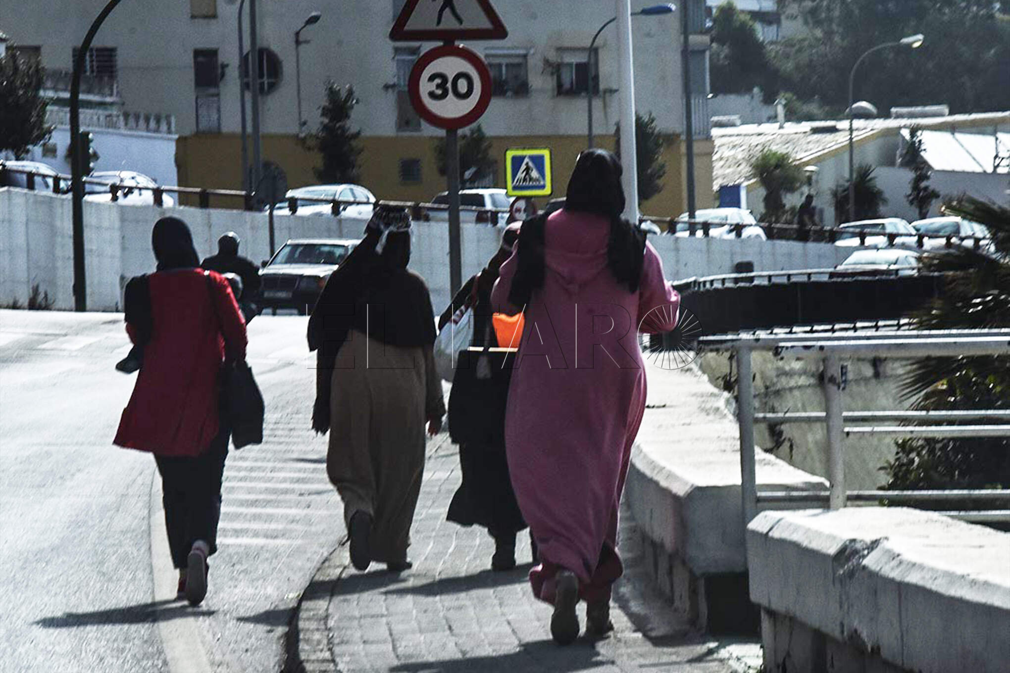 Estudio sobre la supervivencia económica de las trabajadoras transfronterizas de Melilla