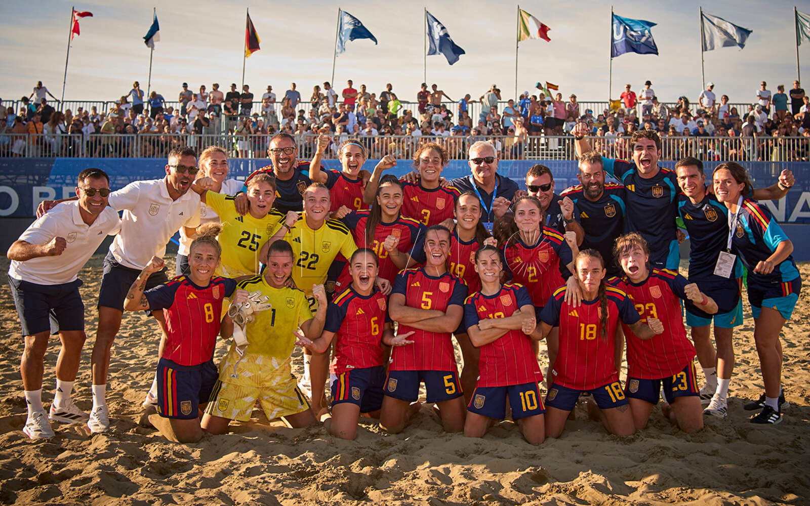 Sidi Omar convoca a doce jugadoras, con amplia representación melillense, para el Mundialito de El Puerto de Santa María