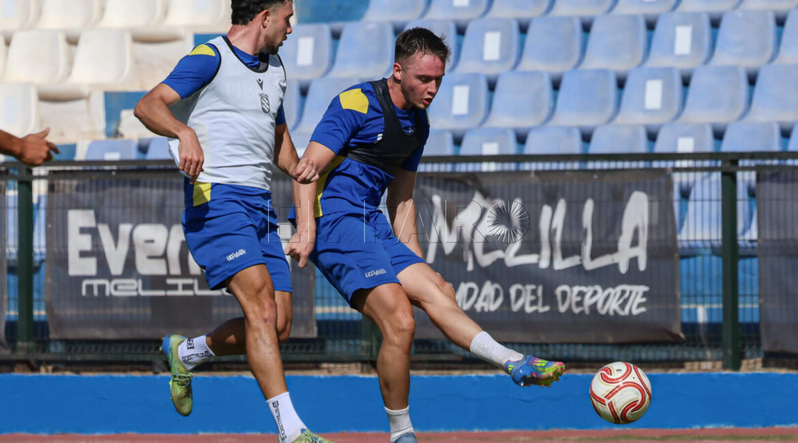 Borja Garcés se entrena con el Melilla a la espera de abrirse el mercado invernal