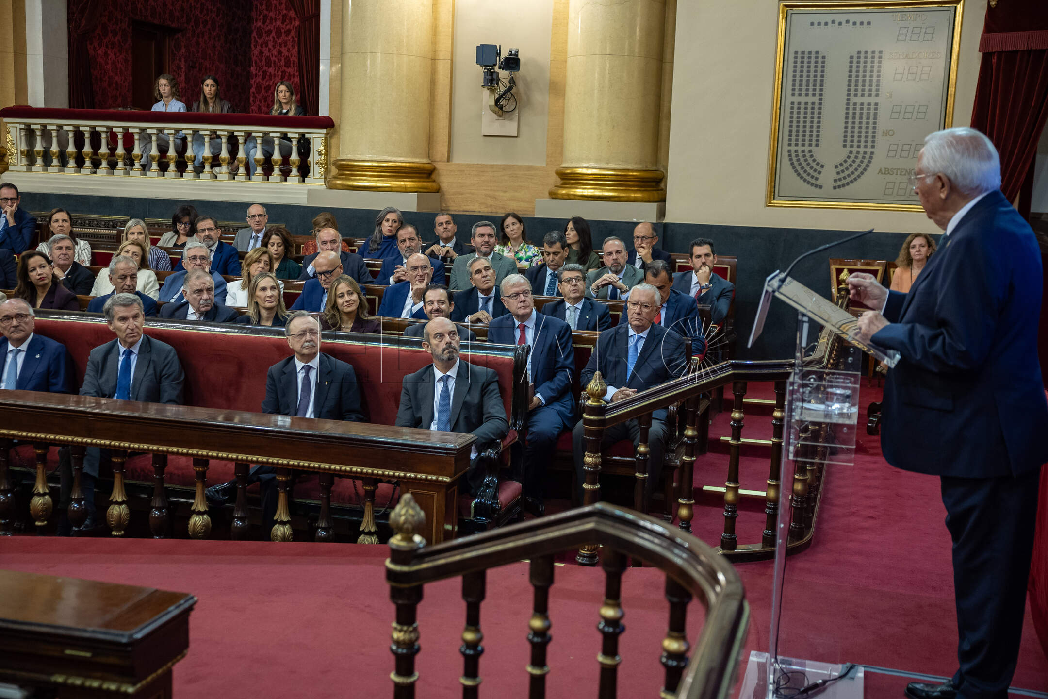 Los socialistas no asisten a la entrega de las Medallas de Oro a Imbroda y Vivas