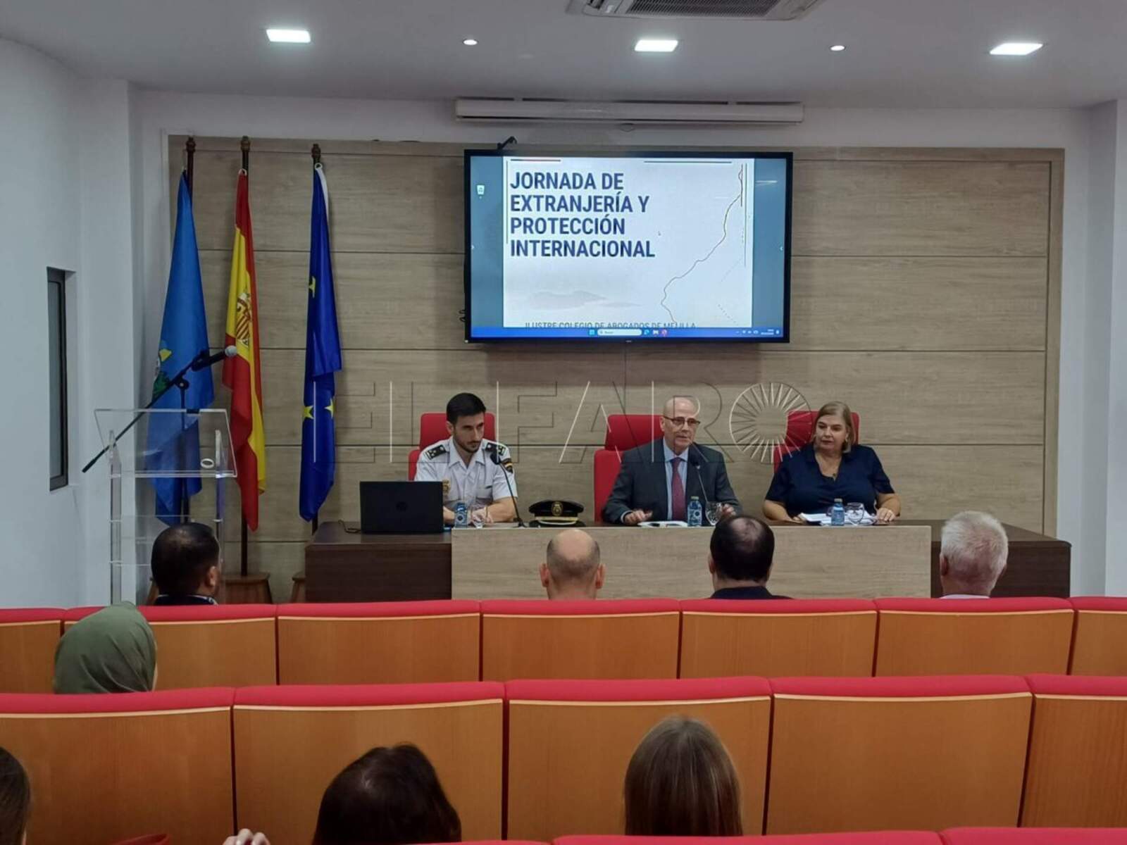 Abogacía, Policía y judicatura analizan los nuevos procedimientos de extranjería y protección internacional