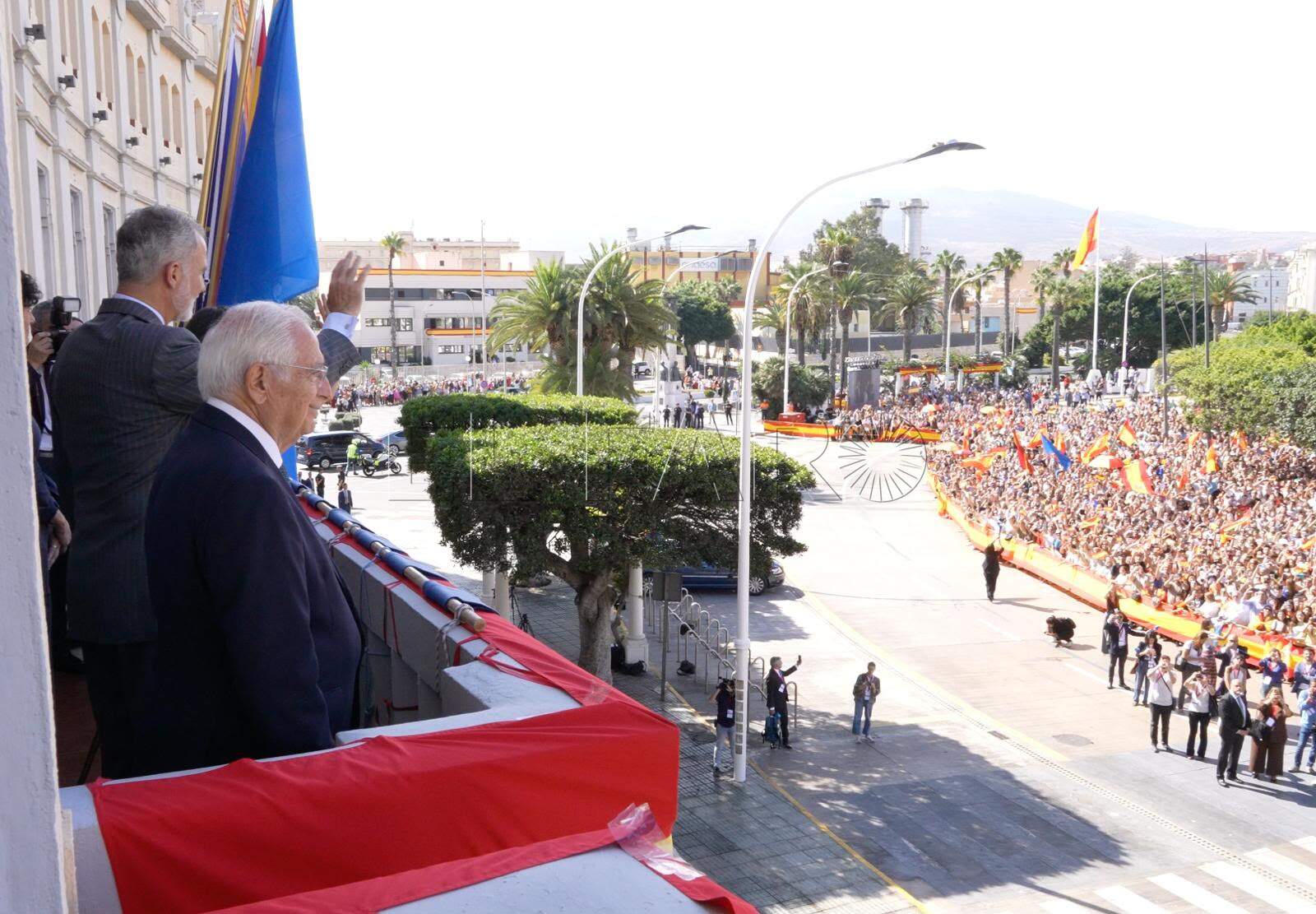 Los Reyes completan su recorrido por el mapa autonómico con la histórica visita a Melilla