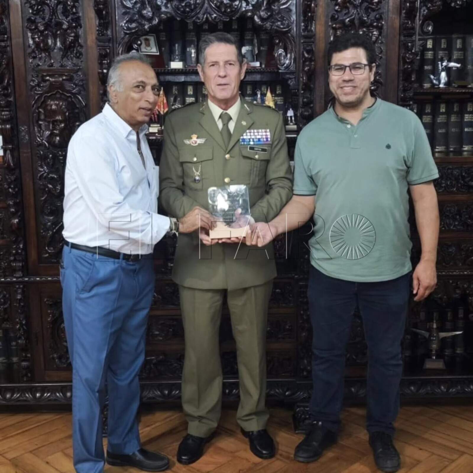 La Mesa Interconfesional despide a Luis Cortés con un reconocimiento a su "cercanía y compromiso"