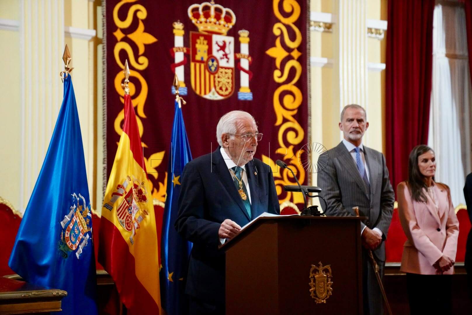 El presidente Imbroda, en su discurso en el Palacio de la Asamblea: "Melilla no es de España, es España"