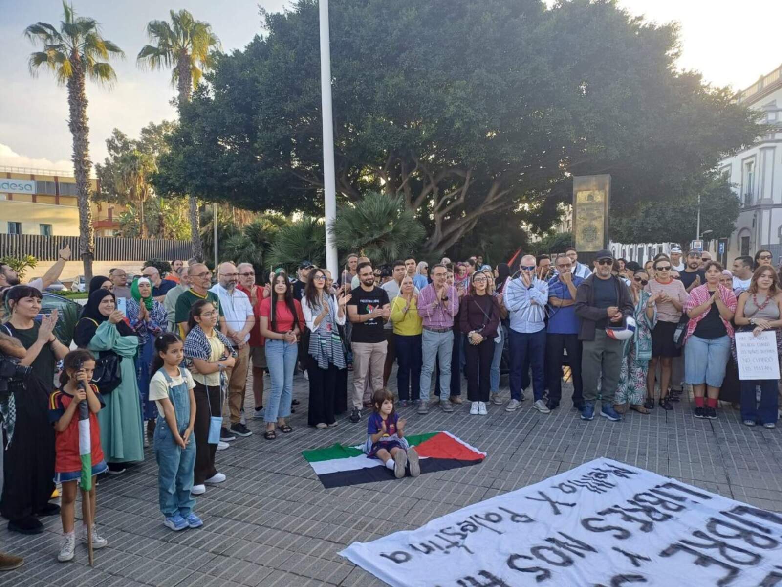 Concentración para reivindicar "no dejar de hablar" de Palestina