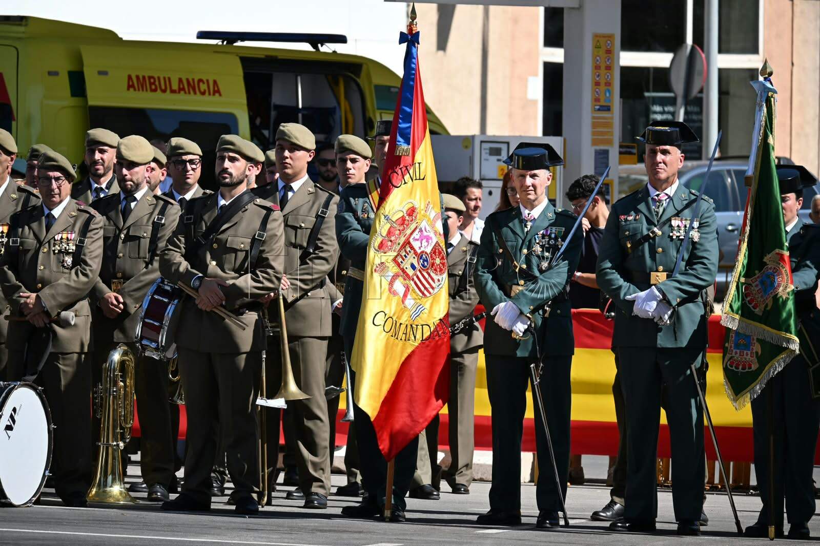 La Guardia Civil celebra por primera vez el Pilar con su propia bandera en Melilla