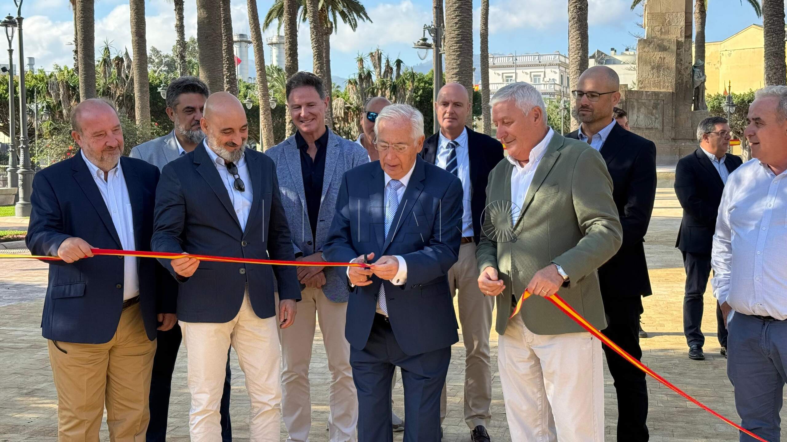 Melilla inaugura "por fin" la Plaza de España tras casi dos años de obras