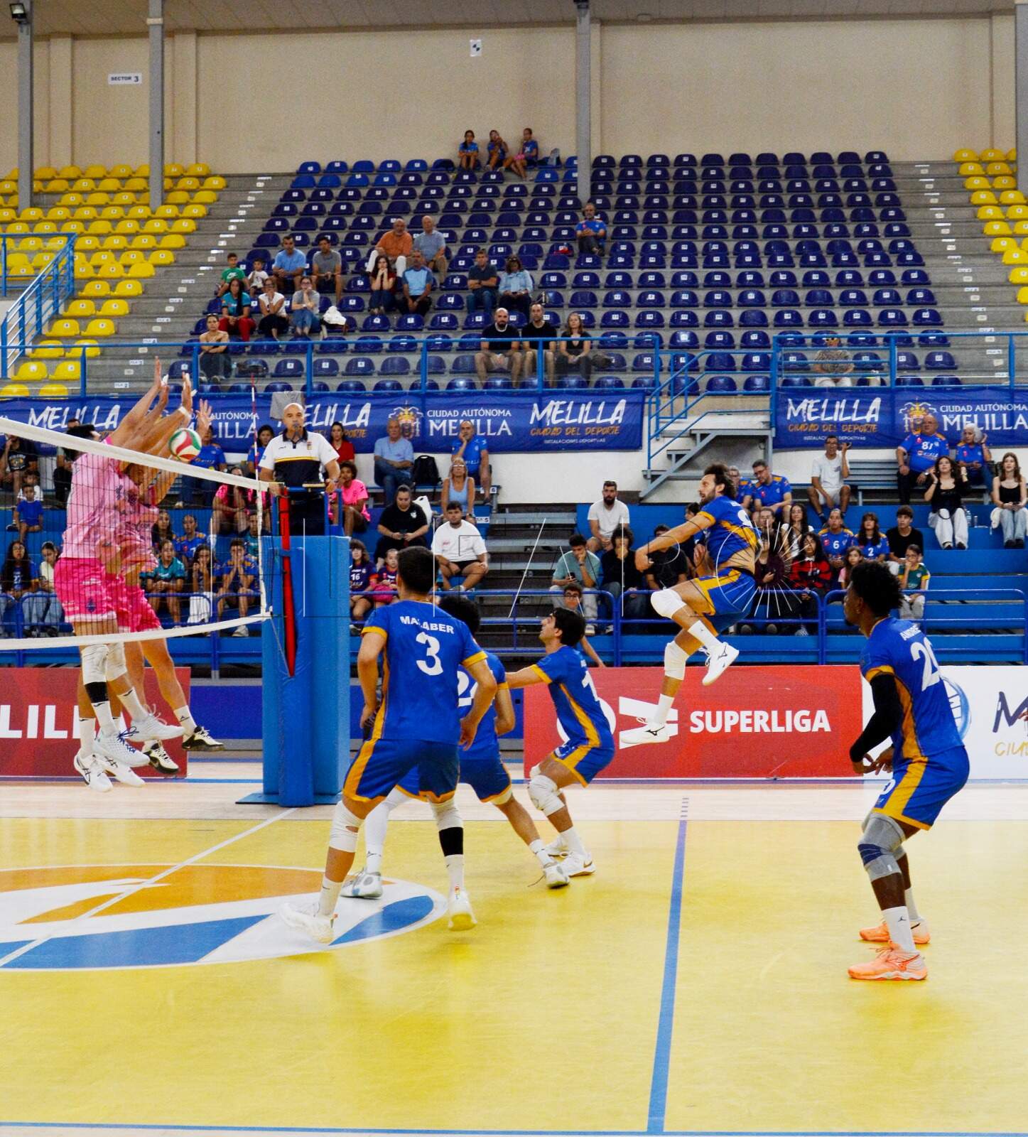 Triunfo del CV Melilla para iniciar la Superliga Masculina
