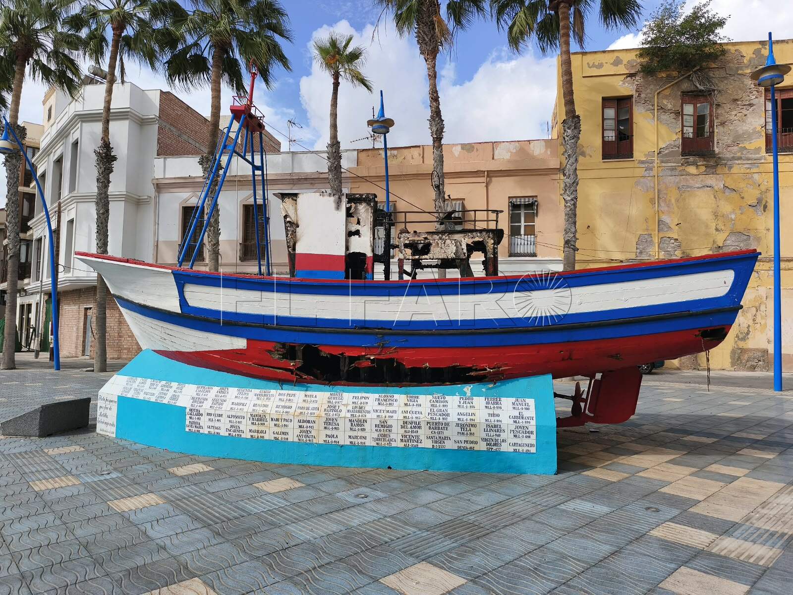 El incendio al monumento de los Pescadores, en fase de investigación por la Policía Judicial