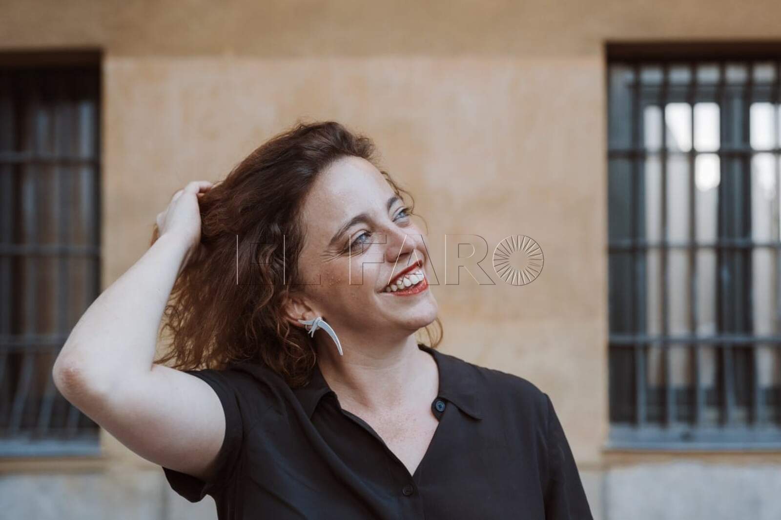 Laura Casielles: viajar hacia la memoria colonial a través de preguntas