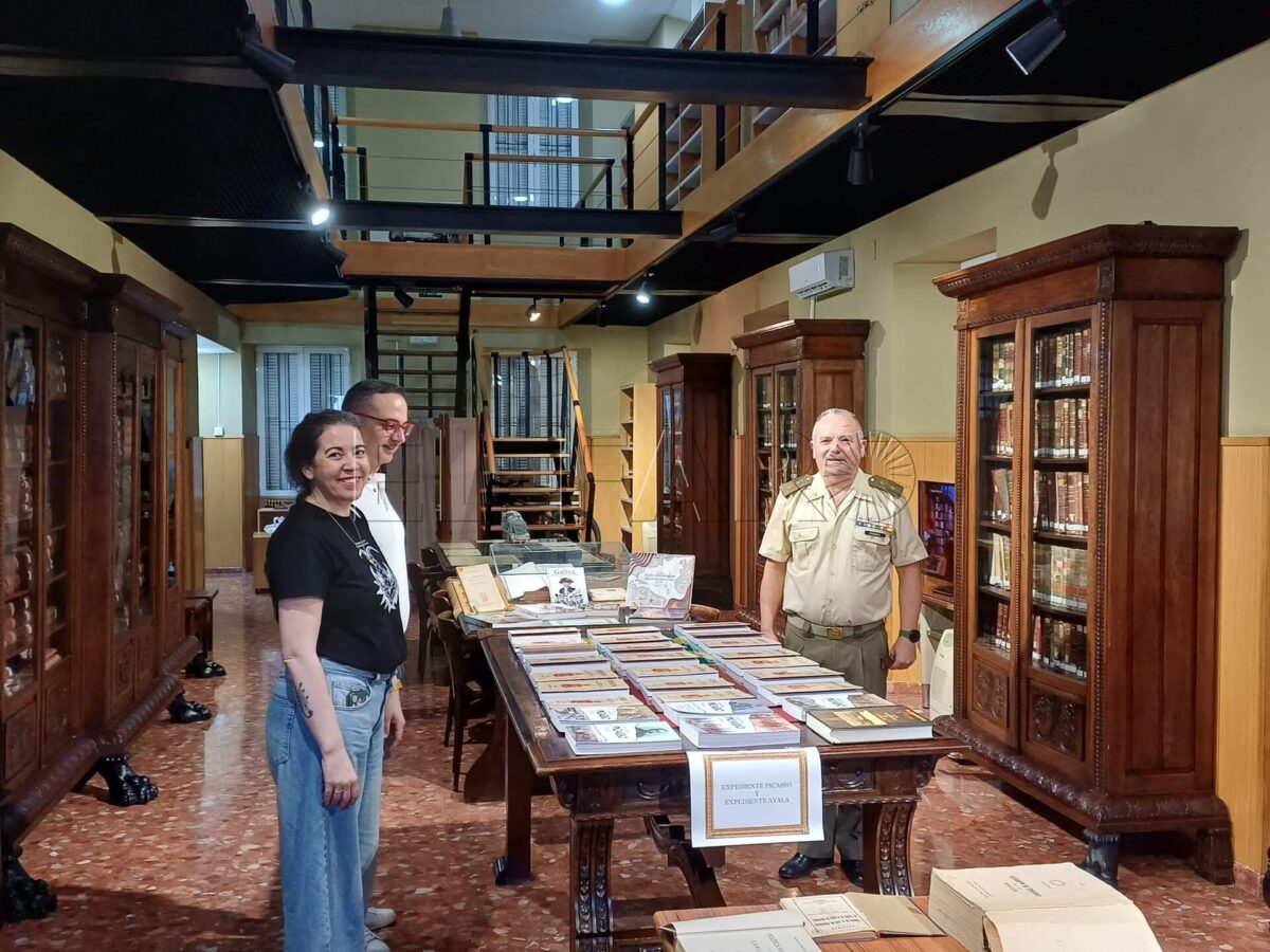 Un recorrido por el patrimonio bibliográfico de la Biblioteca Histórico Militar de Melilla