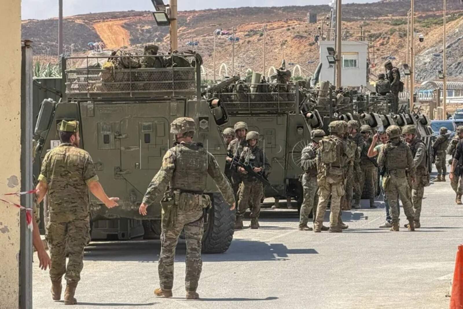 ATME pide a Defensa que actúe ante la posible implicación de colectivos de apoyo a migrantes en ataques contra militares en Ceuta