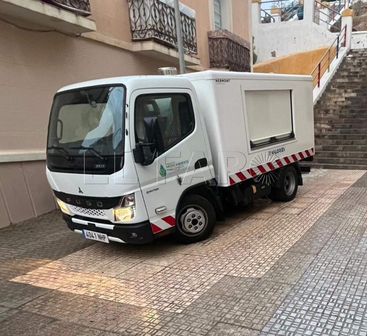 La inversión para cubrir el parque de limpieza de la zona sur y dotarlo de placas solares se eleva hasta 1,26 millones