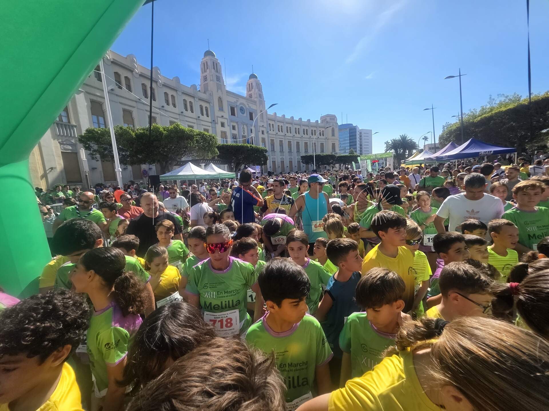 Jaime Molina y Sonia Soto se imponen en la XIII Carrera Contra el Cáncer de Melilla