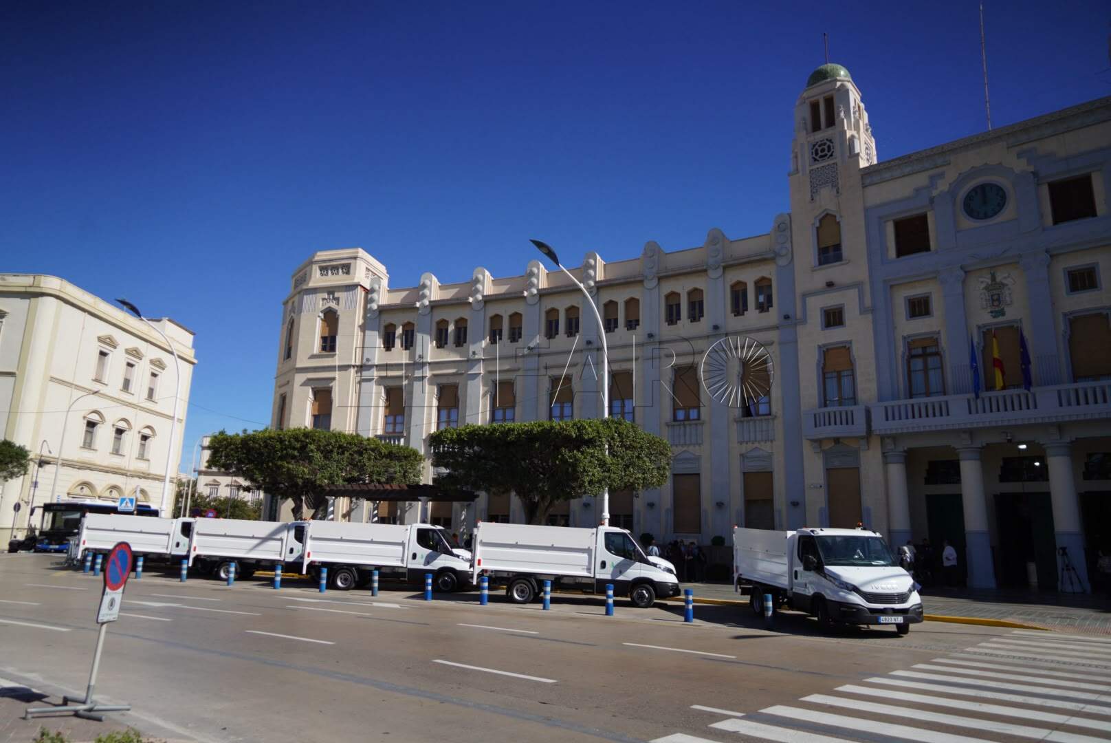 Melilla incorpora cinco nuevos vehículos para reforzar la limpieza de sus calles
