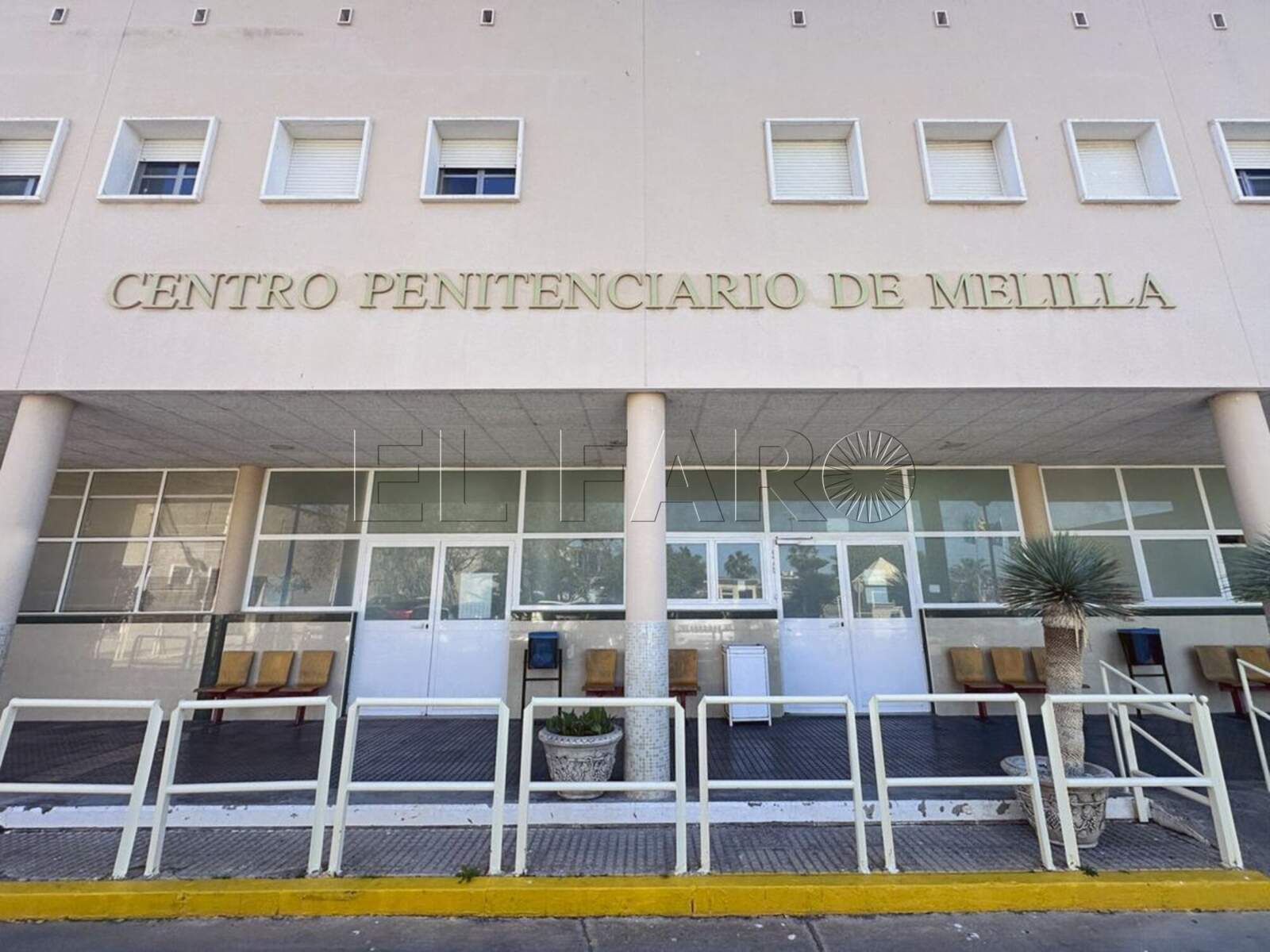 Dieciocho años de prisión al exdecano del Colegio de Psicólogos por agresión sexual a una menor